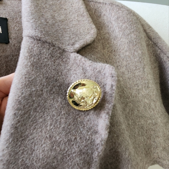 Coat - Picture 3 of 7